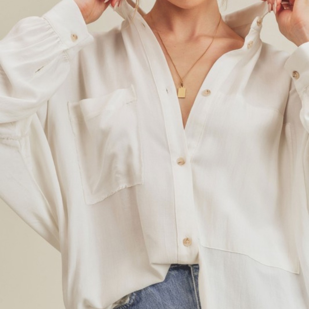 Essential Button Down Top w Side Pocket & Oversized Fit Sizes M L Ivory